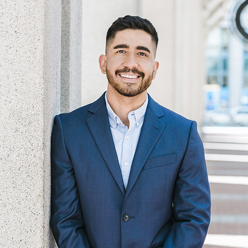 Ricardo Navarro's headshot