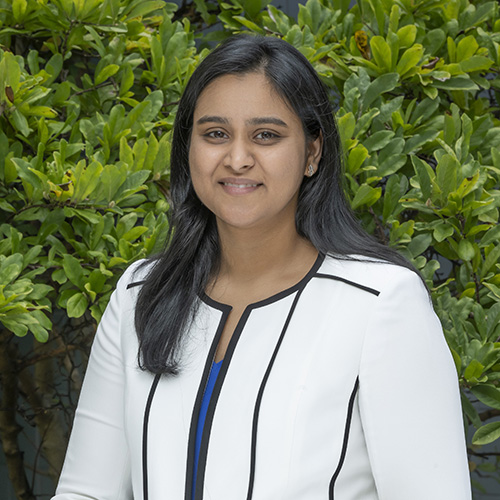 Aneesha Vallabhaneni's headshot