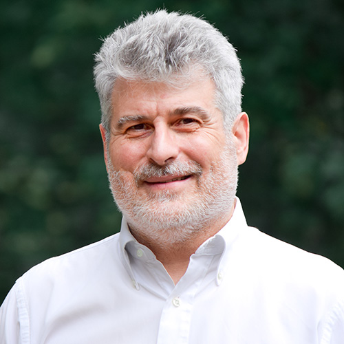 Bruce Momjian's headshot
