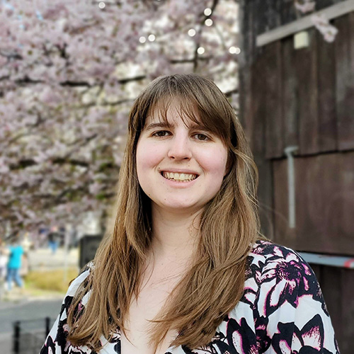 Zoe Steinkamp's headshot